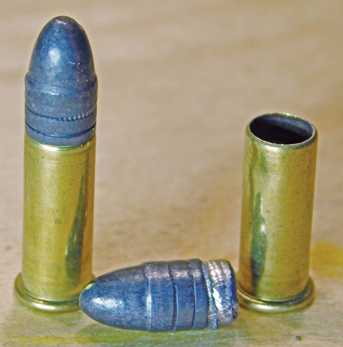 With a bullet that matches the external diameter of the cartridge and clearly evident heel, the 22 Long Rifle is the last commonly used cartridge of its type.